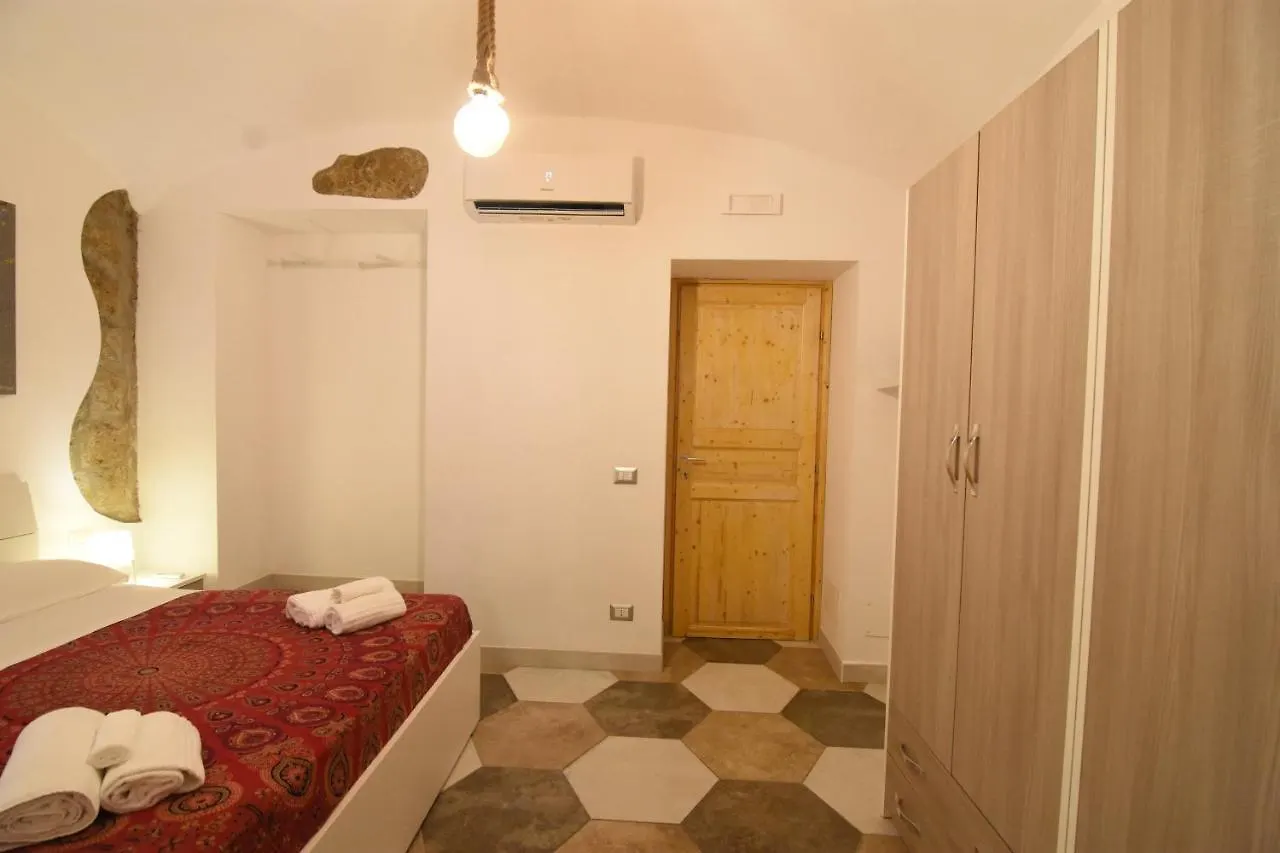 Un Salto A Napoli Apartment 0*, Naples Italy