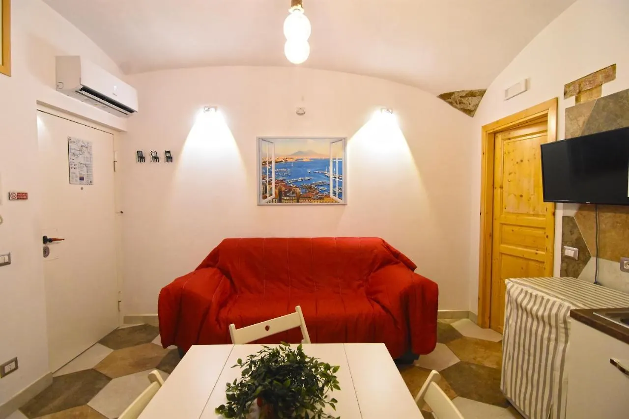 Un Salto A Napoli Apartment Italy