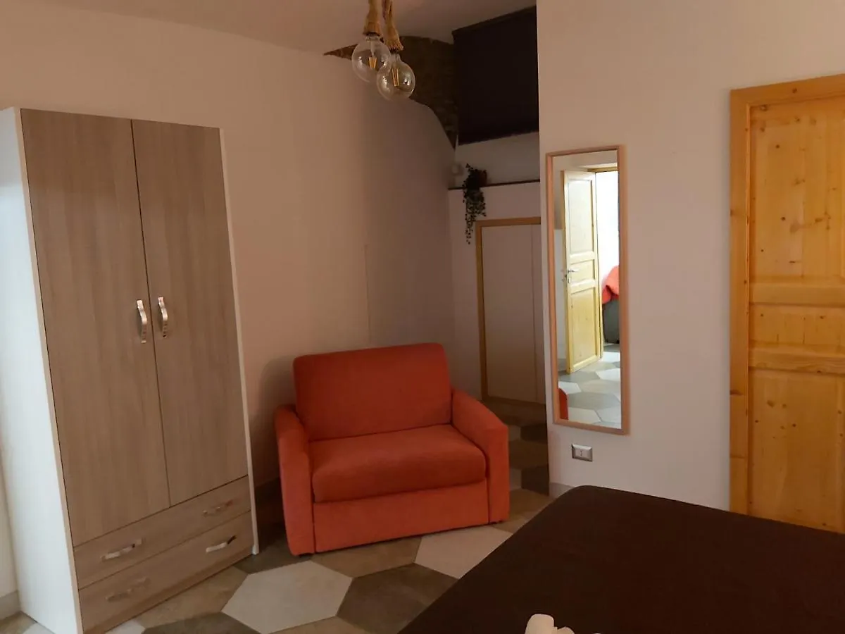 Un Salto A Napoli Apartamento 0*, Nápoles